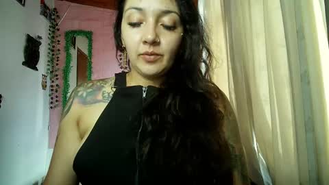 paula online show from April 2, 10:51 pm