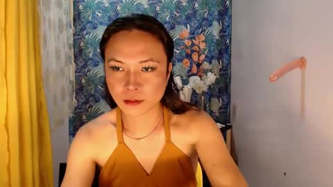 callme meya in asia online show from December 9, 1:34 pm