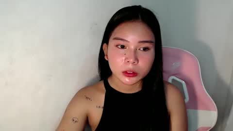 Snapshot of callme_remaxxx7 chatting on October 16, 9:56 am Rema online show from October 16, 9:56 am
