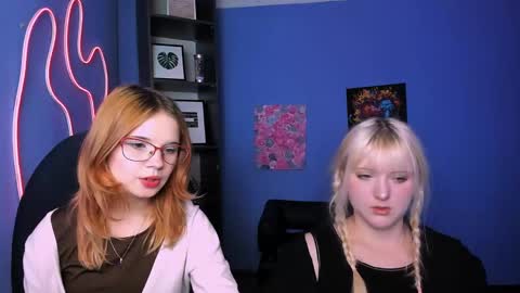 callmevivien online show from April 15, 7:36 pm