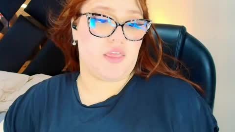 Camila Osorio online show from May 27, 1:57 am