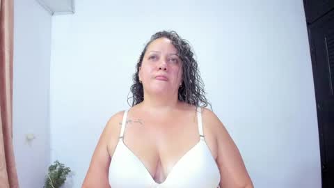 camilaa foxxx online show from May 31, 11:39 pm