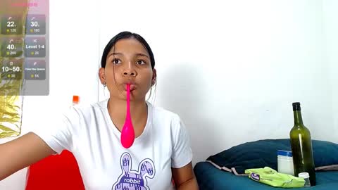 Snapshot of camilavagina24 chatting on December 26, 4:47 pm Camila online show from December 26, 4:47 pm