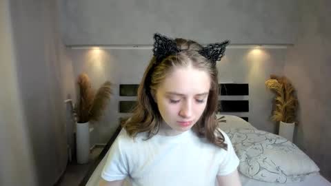 Snapshot of camilla_kelly chatting on October 8, 1:10 am Camilla online show from October 8, 1:10 am