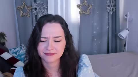 Camilla online show from December 20, 10:41 am