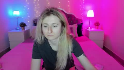 camilladreamer online show from January 17, 8:16 pm