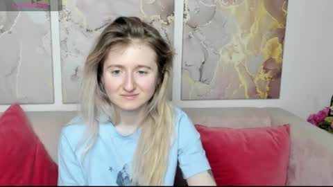 camilladreamer online show from March 30, 9:36 pm