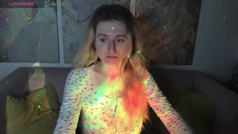 camilladreamer online show from March 15, 7:38 pm