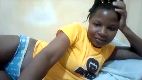 camillah_sweet online show from May 30, 8:45 am