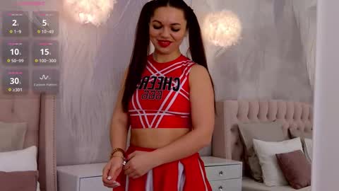 Camilla online show from March 3, 8:09 am