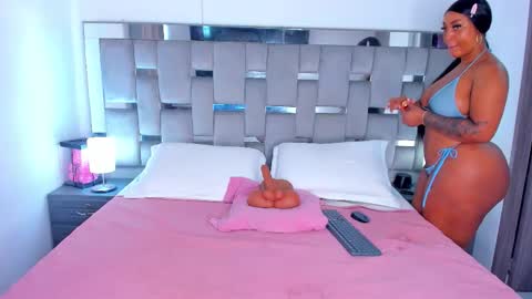 Camila online show from February 8, 4:44 pm