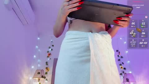 Candie  online show from September 21, 6:17 pm