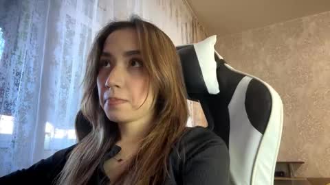 Arisa online show from April 22, 12:35 pm