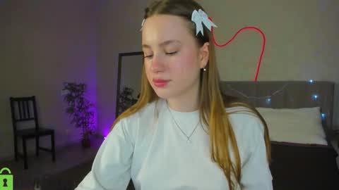 Candy online show from December 20, 1:09 am