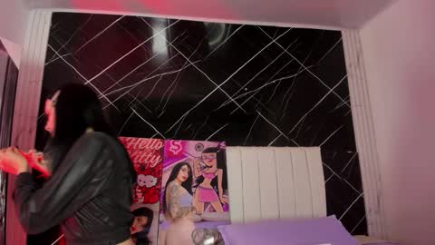 Leila  online show from November 6, 2:28 am