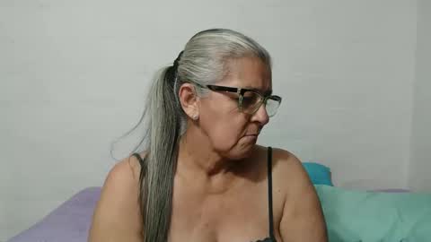 Snapshot of candy_mature_ chatting on September 20, 1:59 am candy online show from September 20, 1:59 am