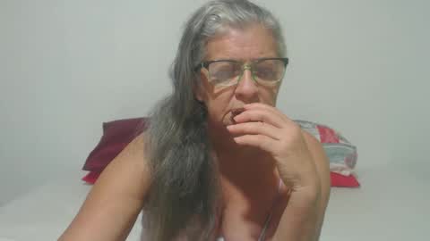 Snapshot of candy_mature_ chatting on February 9, 11:04 am candy online show from February 9, 11:04 am