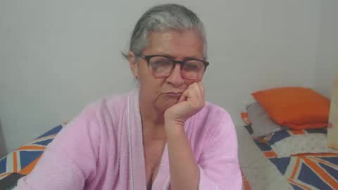 Snapshot of candy_mature_ chatting on February 22, 7:21 pm candy online show from February 22, 7:21 pm