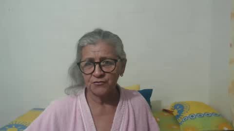 Snapshot of candy_mature_ chatting on January 19, 11:10 pm candy online show from January 19, 11:10 pm