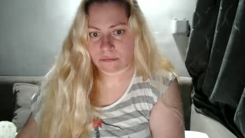 Laura online show from March 3, 5:26 pm