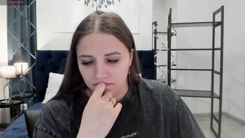 Sofia online show from March 13, 3:41 am