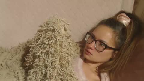 say meow and send tips  online show from October 20, 4:43 pm