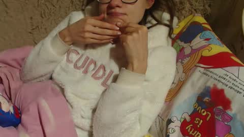 say meow and send tips  online show from January 30, 6:54 pm