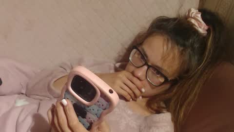 say meow and send tips  online show from October 24, 9:22 pm