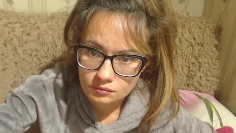 say meow and send tips  online show from September 23, 12:47 pm