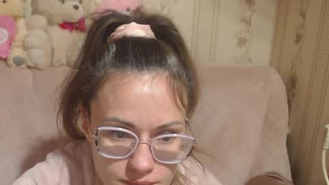 say meow and send tip  online show from April 16, 8:47 am