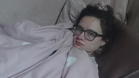 say meow and send tip  online show from February 15, 8:02 am