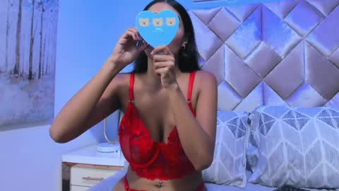 Candy online show from April 3, 3:21 pm