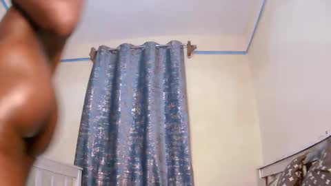 Snapshot of candymia3 chatting on February 11, 6:33 pm Candice online show from February 11, 6:33 pm