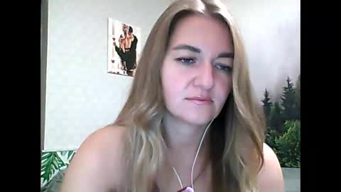 Daisy online show from October 2, 9:09 pm