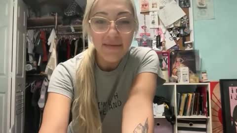 baby online show from March 1, 7:46 pm