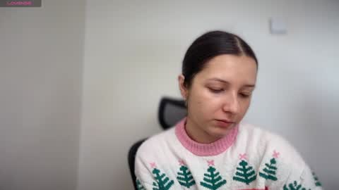 Snapshot of cappuccinokiss chatting on January 14, 10:38 am Emma online show from January 14, 10:38 am