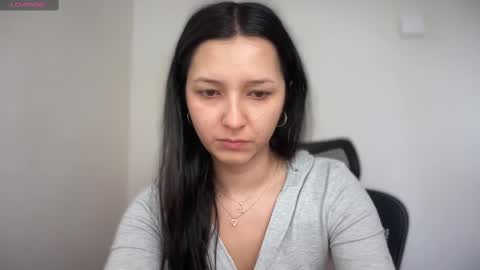 Snapshot of cappuccinokiss chatting on February 28, 10:20 am Emma online show from February 28, 10:20 am