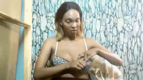 caramelminxxx1 online show from April 27, 6:54 am