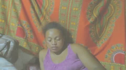 Snapshot of carinesexy69 chatting on January 16, 2:51 am carinesexy69 online show from January 16, 2:51 am