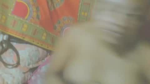 Snapshot of carinesexy69 chatting on February 28, 10:28 pm carinesexy69 online show from February 28, 10:28 pm