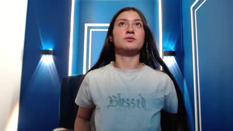 Carito online show from November 24, 4:14 am