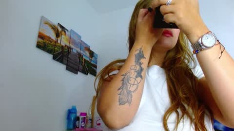 Snapshot of carla_beer chatting on January 14, 11:53 am Carla online show from January 14, 11:53 am