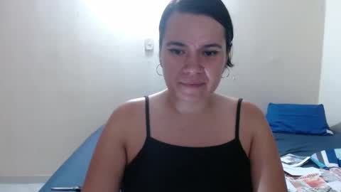 Snapshot of carlajames_1 chatting on December 12, 2:26 am carlajames_1 online show from December 12, 2:26 am