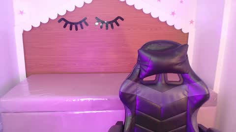 CARLYE   online show from December 23, 3:21 am