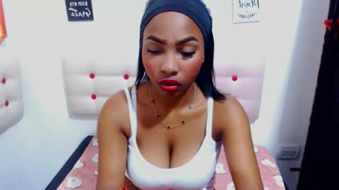 CarlotaDivaxxx online show from June 25, 4:19 pm