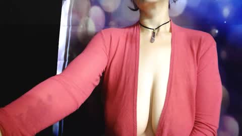 Carly Smiles online show from November 5, 11:26 am