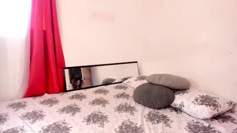 carmesix__ online show from March 1, 7:35 pm