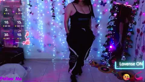 Carolina online show from March 28, 9:35 pm