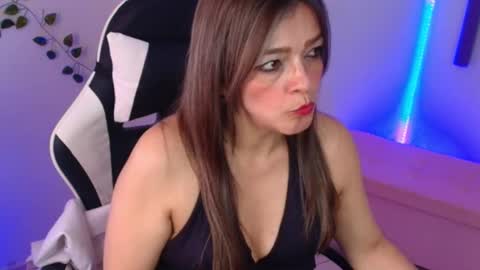 CAROL online show from February 11, 3:46 pm