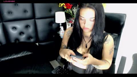 Snapshot of carolaine01 chatting on January 29, 8:25 pm Carolaine01 online show from January 29, 8:25 pm